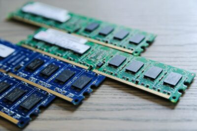 El fascinante mundo de la memoria RAM y el rendimiento de las computadoras